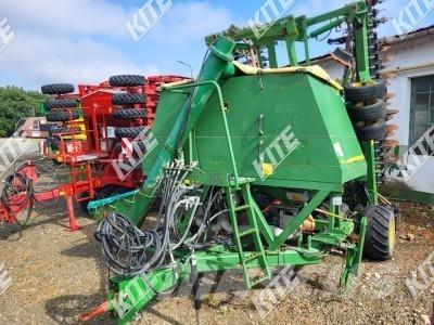 John Deere 740A 9M 条播机
