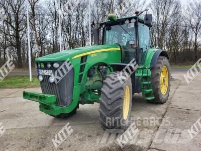John Deere 8130 拖拉机/农用车