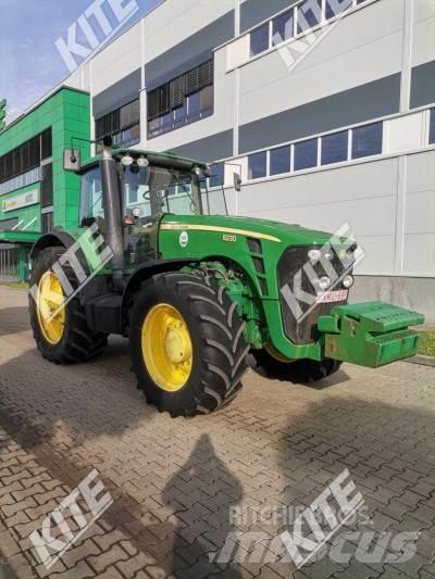 John Deere 8230 拖拉机/农用车