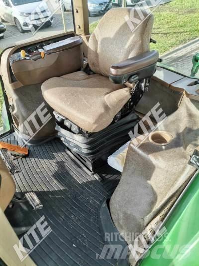 John Deere 8230 拖拉机/农用车