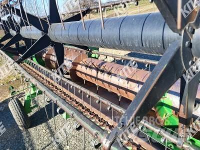 John Deere 9560 WTS 2WD 联合收割机