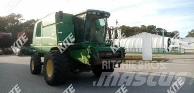 John Deere 9680 WTS 联合收割机