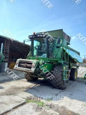 John Deere C670 联合收割机