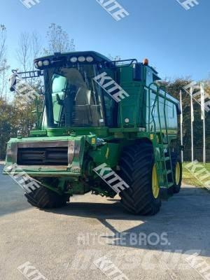 John Deere C670 2WD 联合收割机