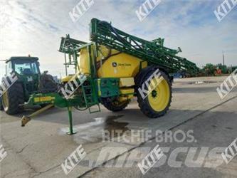 John Deere M740i 牵引式喷雾机