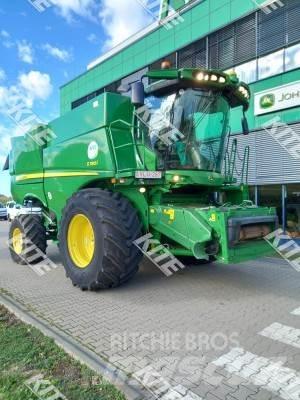 John Deere S780i 联合收割机