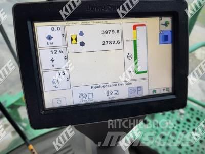 John Deere T550 2WD 联合收割机