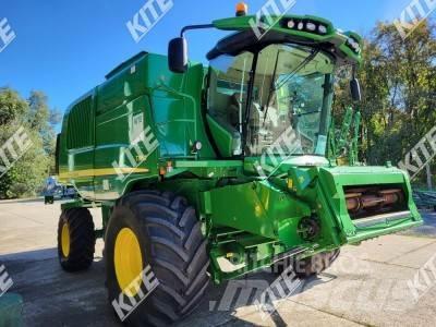 John Deere T660 联合收割机