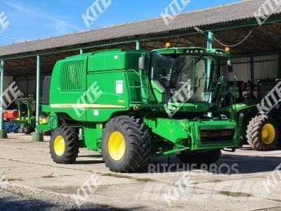 John Deere T660 联合收割机