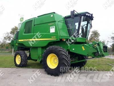 John Deere T670 联合收割机