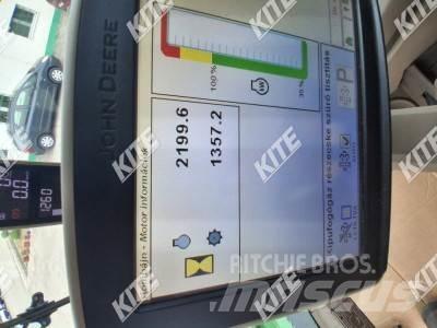 John Deere T670I 联合收割机