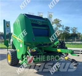 John Deere V451M 圆捆打捆机