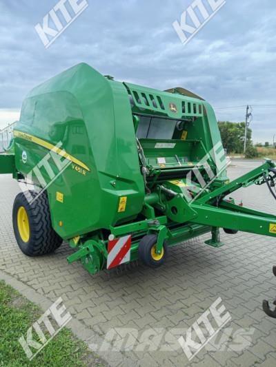 John Deere V451R 圆捆打捆机
