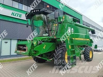 John Deere W540 2WD 联合收割机