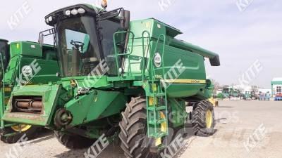 John Deere W540 2WD 联合收割机