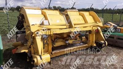 New Holland MF 875W 联合收割机头