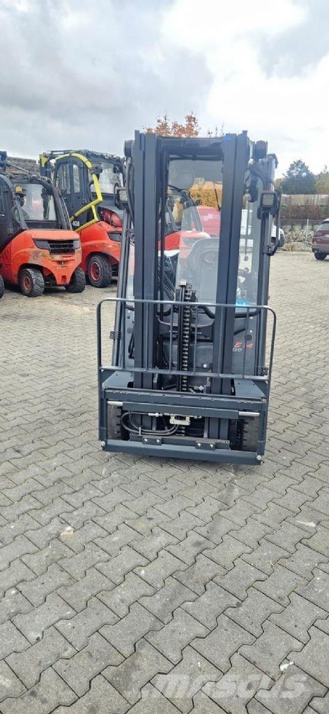Linde E 14-02 电动叉车