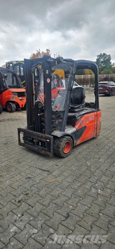 Linde E 20 L-02 电动叉车