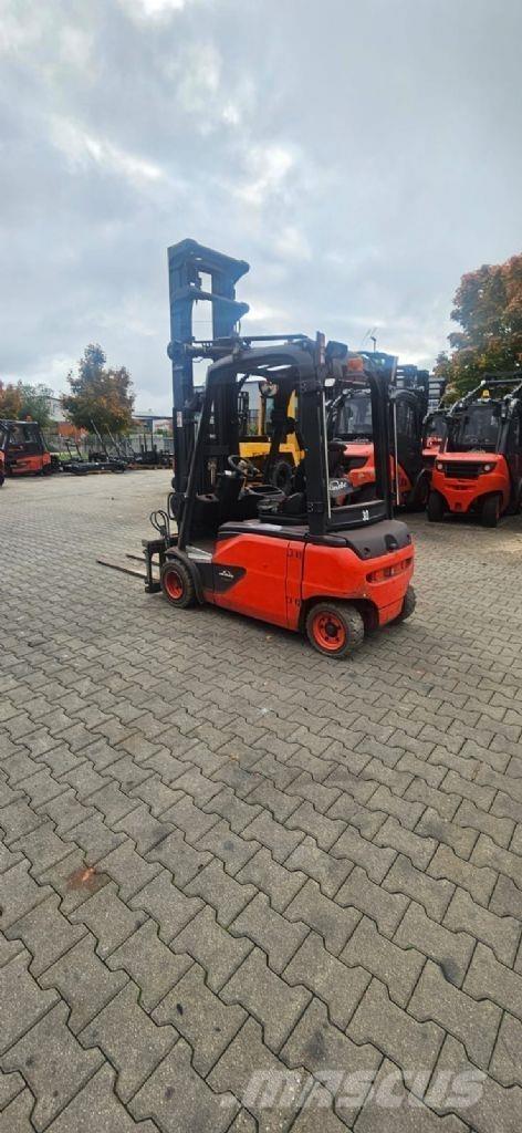 Linde E 20 PL-02 电动叉车
