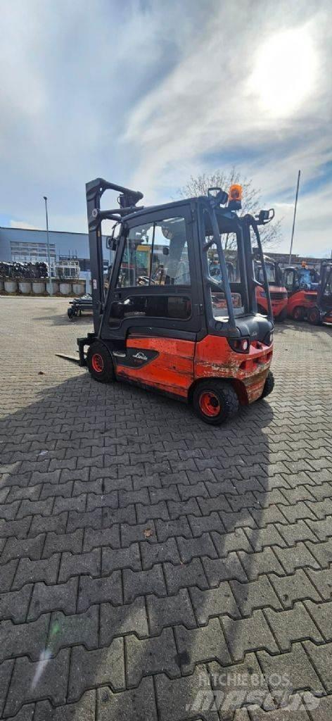 Linde E 25 L-01 电动叉车