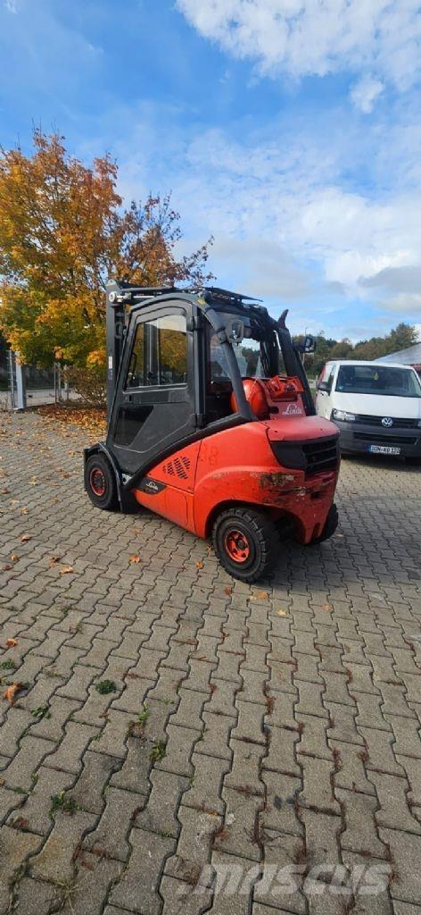 Linde H 30 T-02 天然气叉车