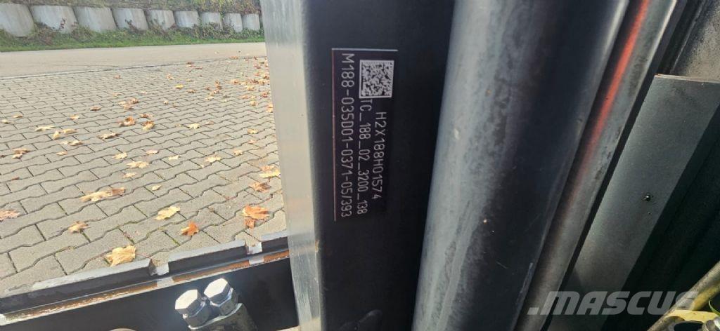 Linde H 30 T-02 天然气叉车