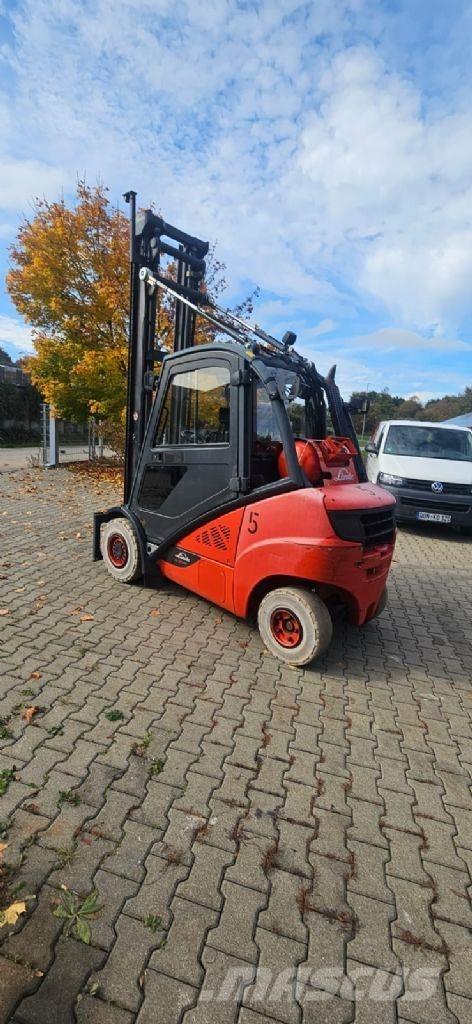 Linde H 30 T-02 天然气叉车