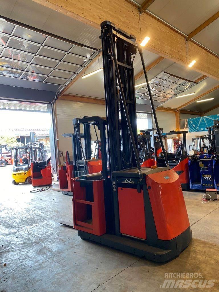 Linde V 12-02 高举式装载机