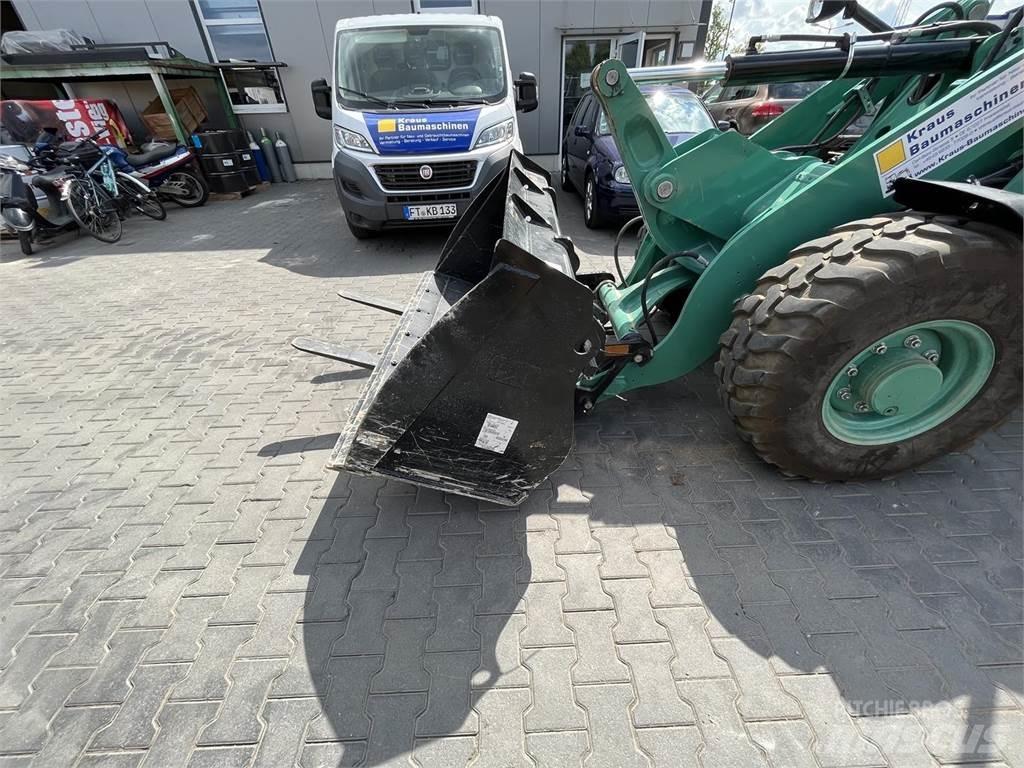CAT 906 M 轮式装载机