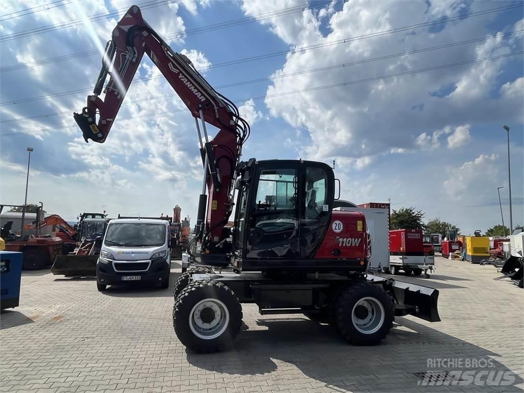 Yanmar B110W 轮式挖掘机