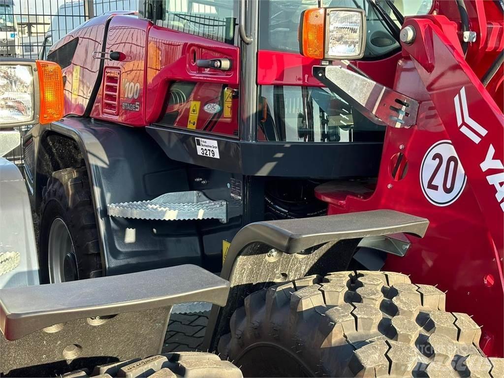 Yanmar V100 轮式装载机