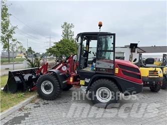 Yanmar V80 轮式装载机