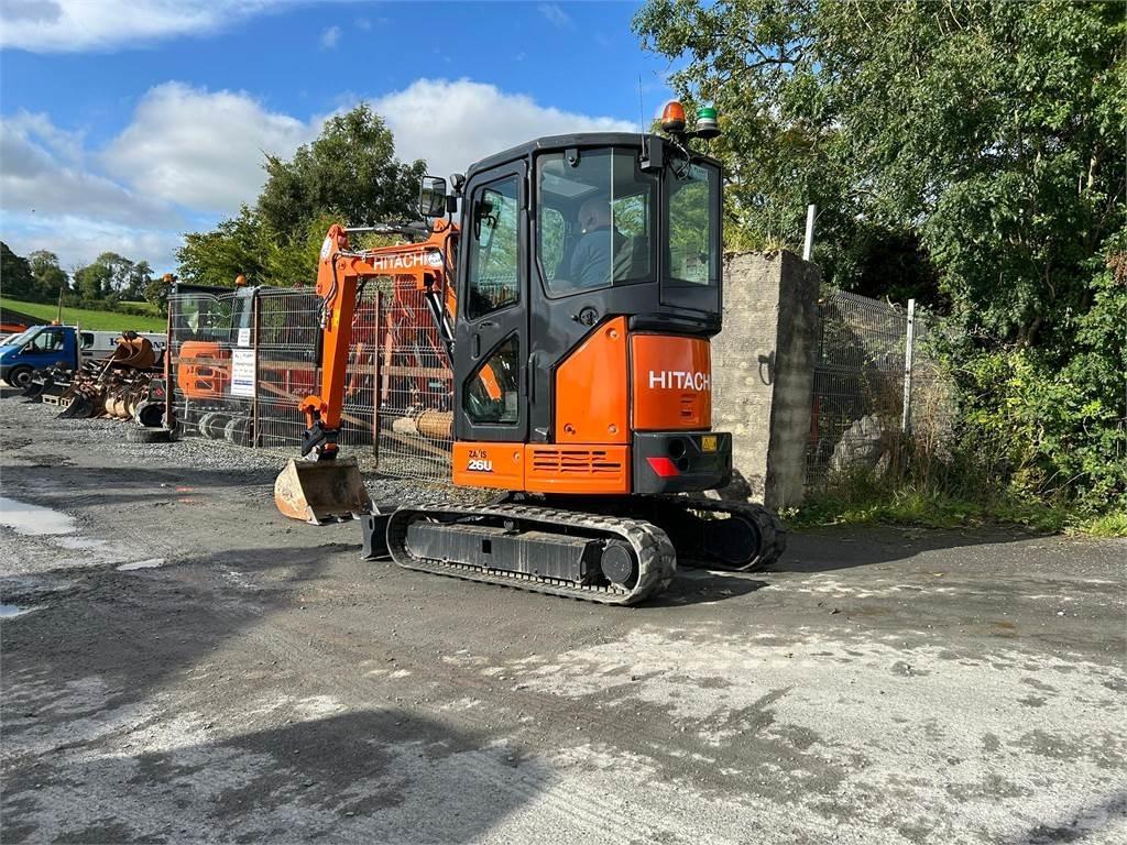 Hitachi 2019 ZX26U-6 履带挖掘机