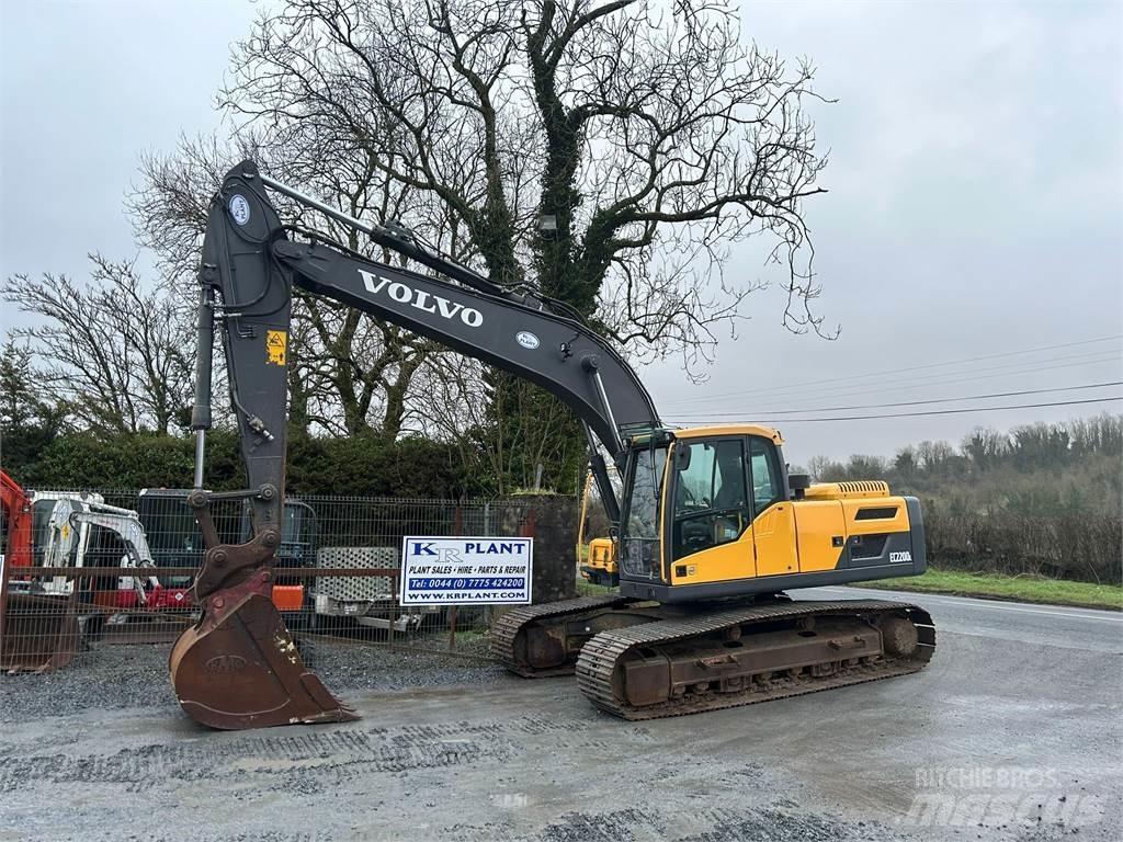 Volvo EC220DL 履带挖掘机