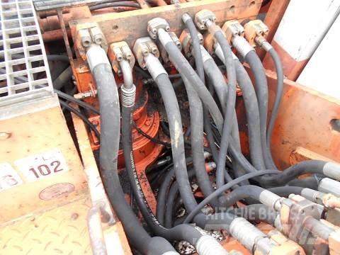 Atlas 1704LC 履带挖掘机