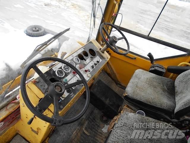 Bomag BW-161AC 双轮压路机