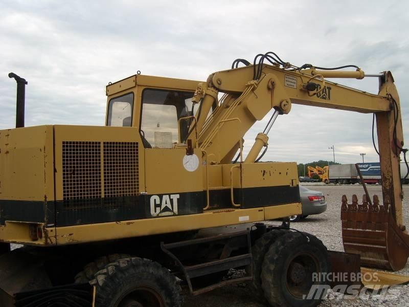 CAT 206 BFT 轮式挖掘机