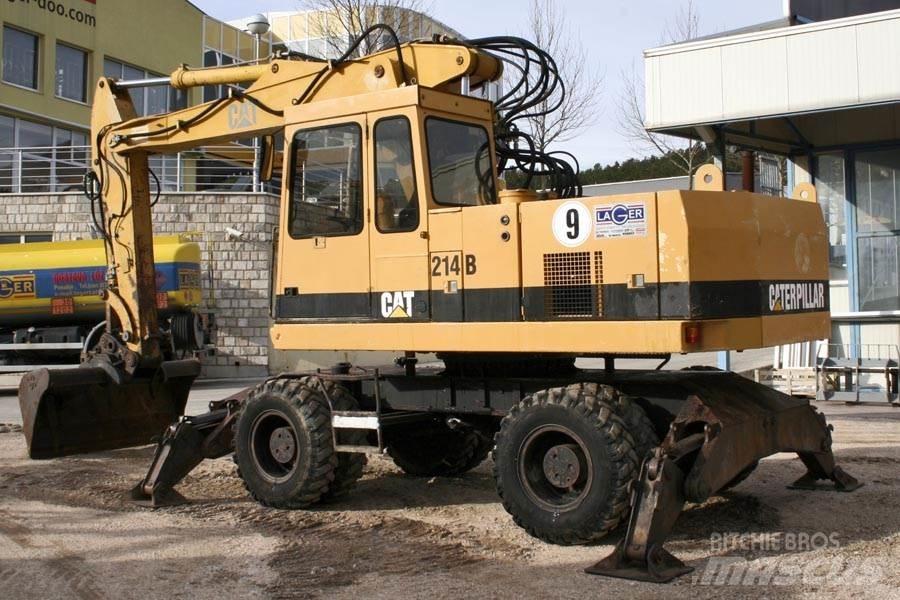 CAT 214B 轮式挖掘机