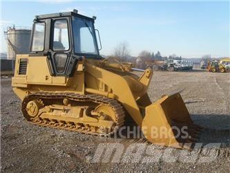 CAT 943 履带式装载机