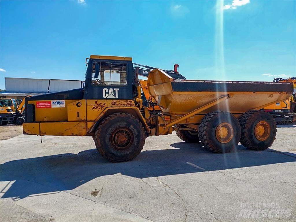 CAT D250E 铰接式自卸车