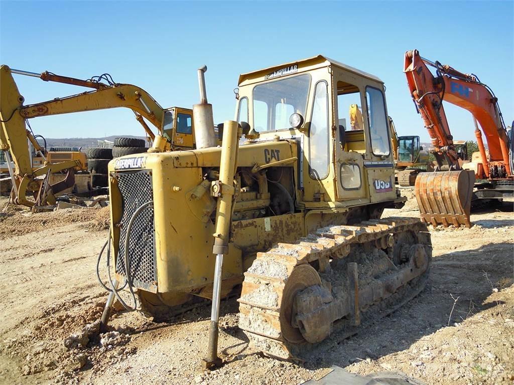 CAT D5B 履带式推土机