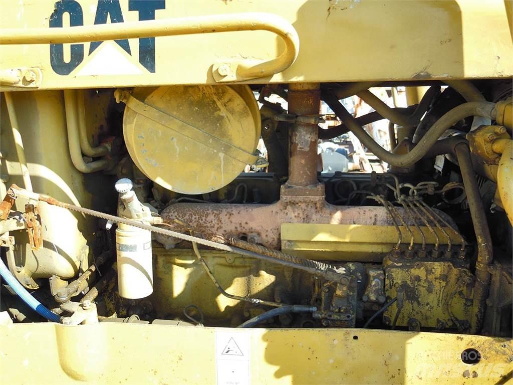 CAT D5B 履带式推土机