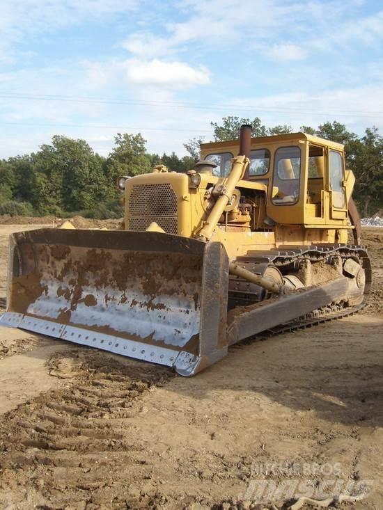 CAT D8H 履带式推土机