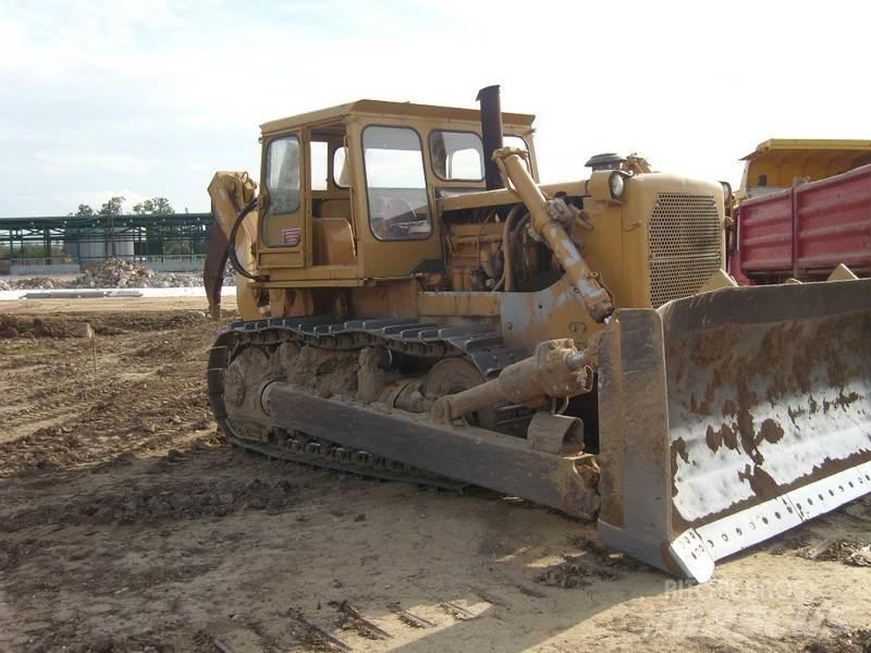 CAT D8H 履带式推土机