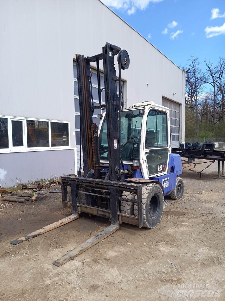CAT DP50K 2 柴油叉车