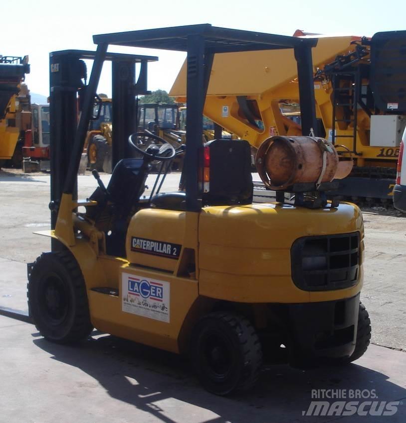 CAT GP20 天然气叉车
