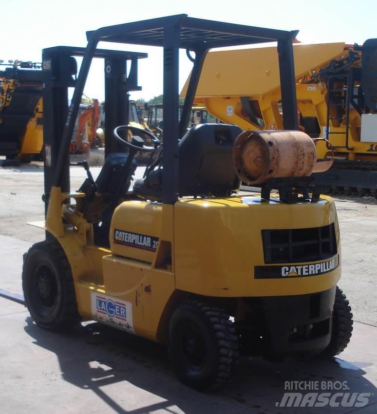 CAT GP20 天然气叉车