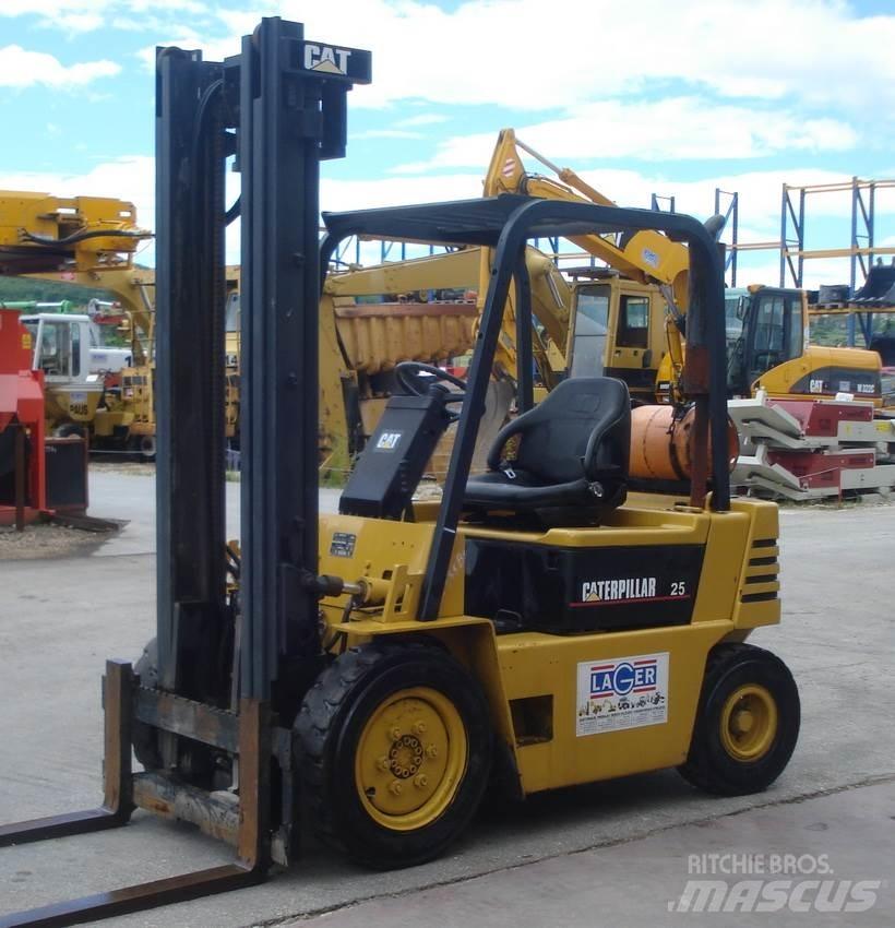 CAT GP25-2 天然气叉车