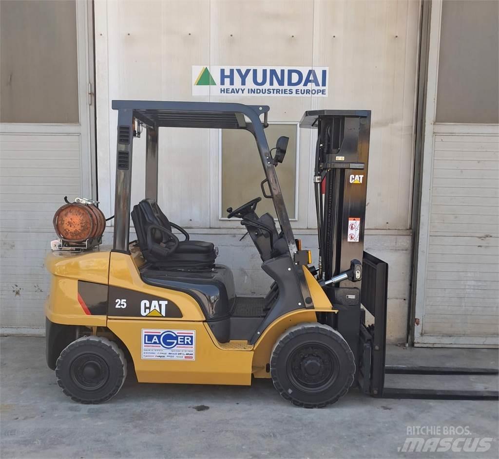 CAT GP25NT 天然气叉车