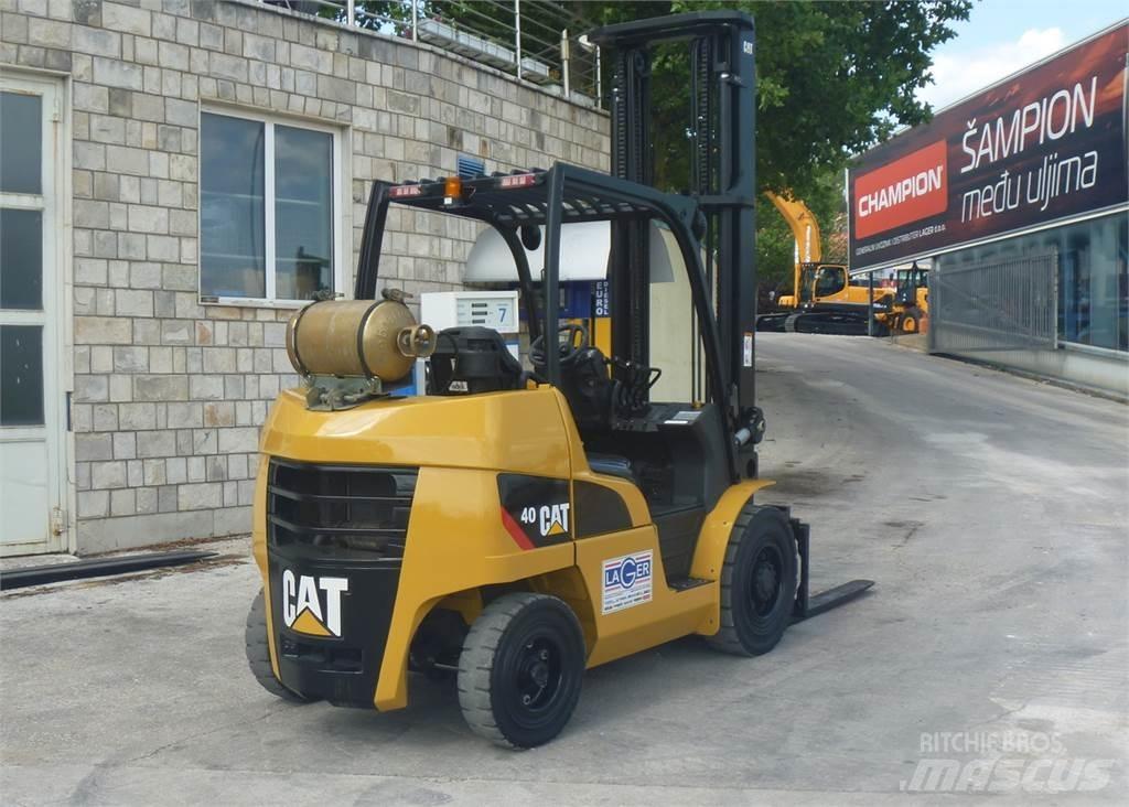 CAT GP40N 天然气叉车